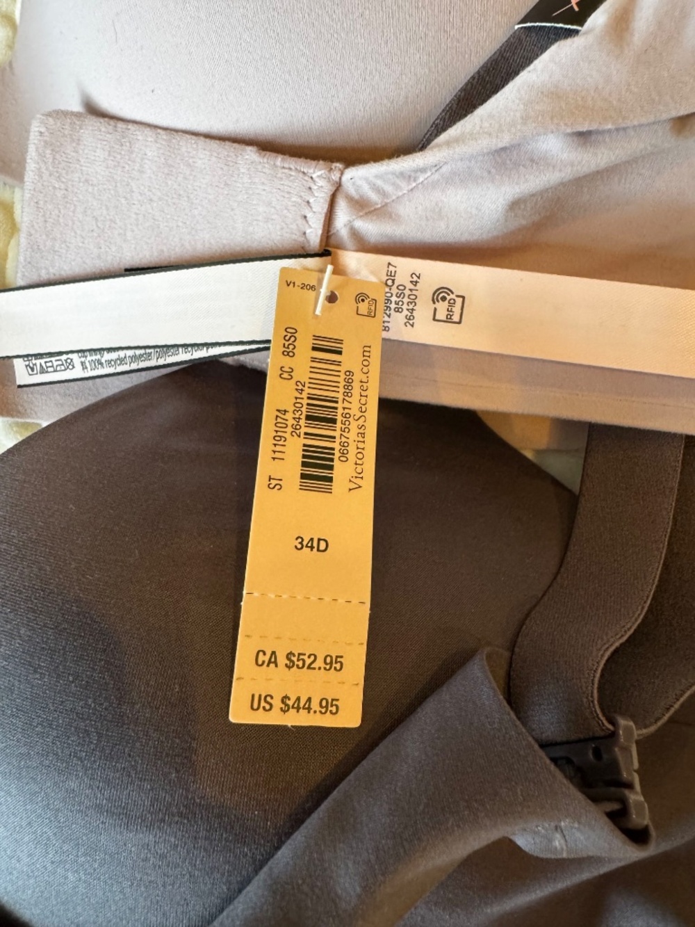 Victoria Secret Bra Bundle - 34D NWT - Picture 3 of 3
